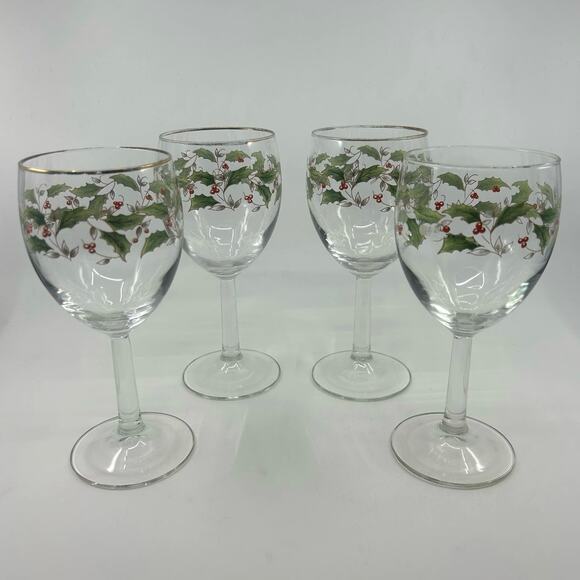 Libbey Holiday Vintage Glasses 4 Set Holly and Berries Goblet Stemware Glassware - Picture 2 of 6